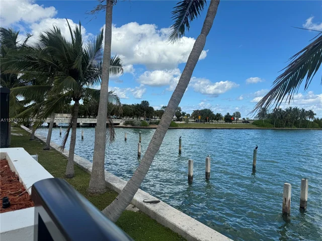 600 NE 36th St # 1109, Miami FL 33137