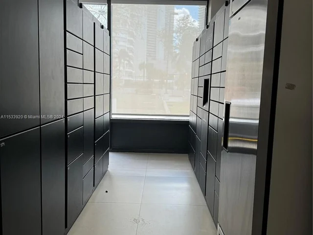 600 NE 36th St # 1109, Miami FL 33137