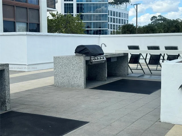 600 NE 36th St # 1109, Miami FL 33137