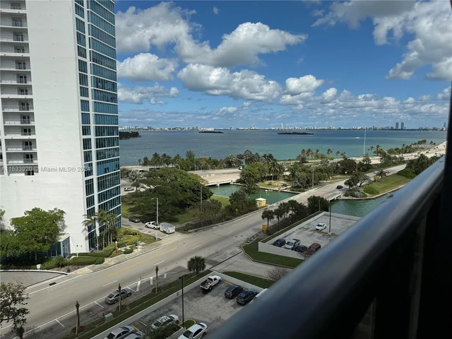 600 NE 36th St # 1109, Miami FL 33137