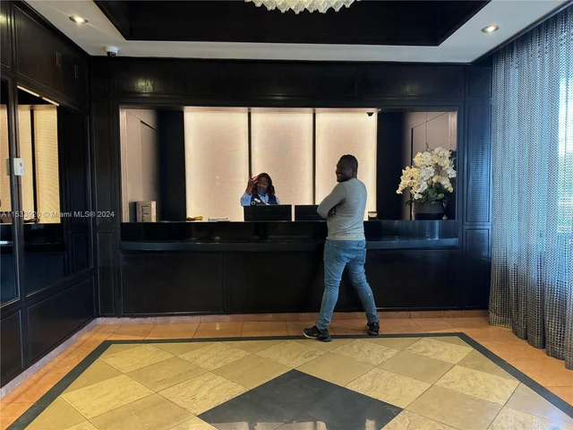 600 NE 36th St # 1109, Miami FL 33137