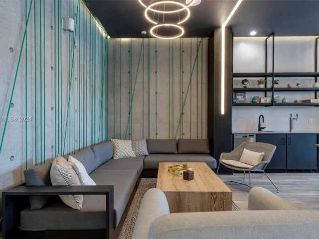 6970 SW 40th St # 308, Miami FL 33155