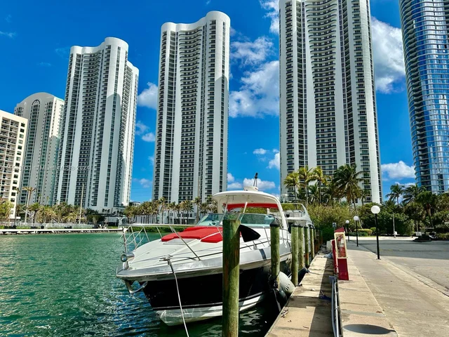 100 Bayview Dr # 1610, Sunny Isles Beach FL 33160