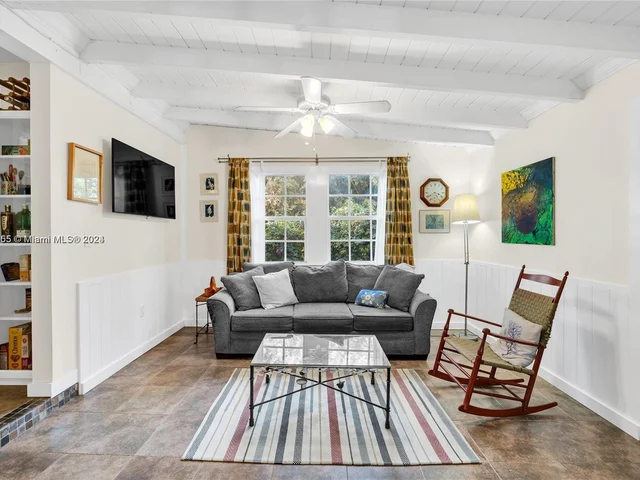 2925 SW 30th Ct # 0, Miami FL 33133