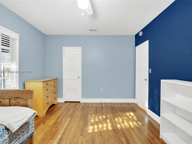 2925 SW 30th Ct # 0, Miami FL 33133