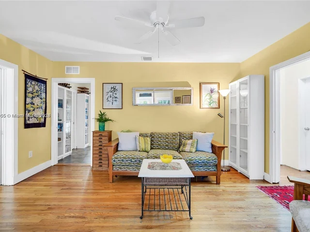 2925 SW 30th Ct # 0, Miami FL 33133