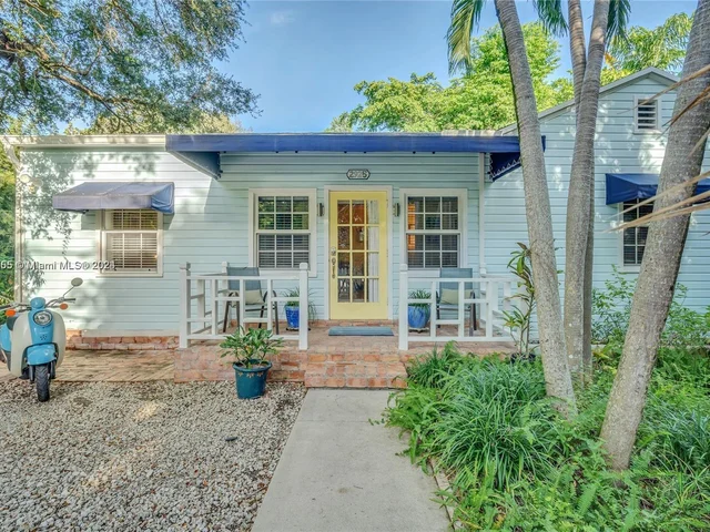 2925 SW 30th Ct # 0, Miami FL 33133