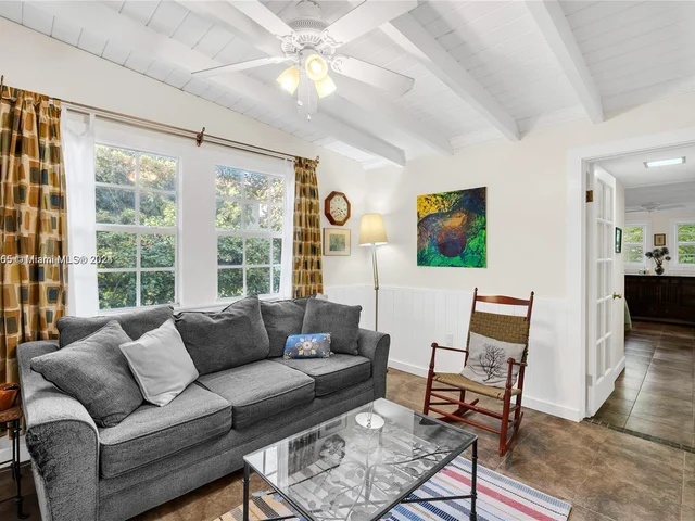 2925 SW 30th Ct # 0, Miami FL 33133