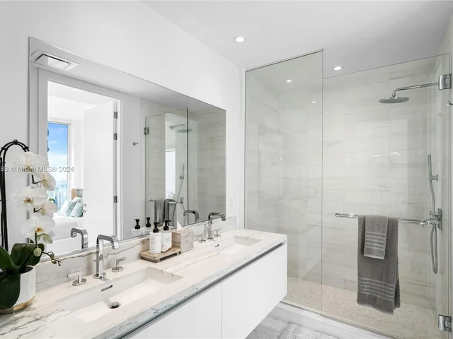 700 NE 26th Ter # 1404, Miami FL 33137