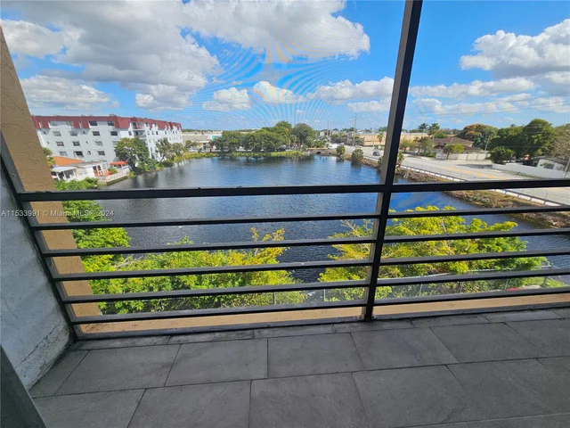 6831 W 14th Ct # 405, Hialeah FL 33014