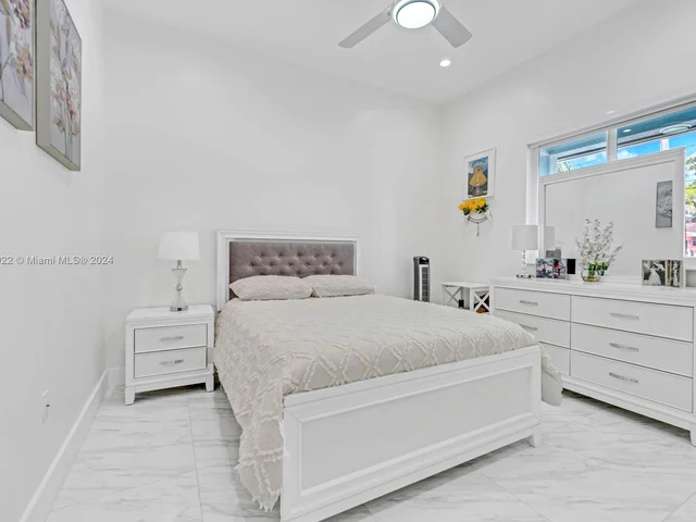 1460 NW 51st St, Miami FL 33142