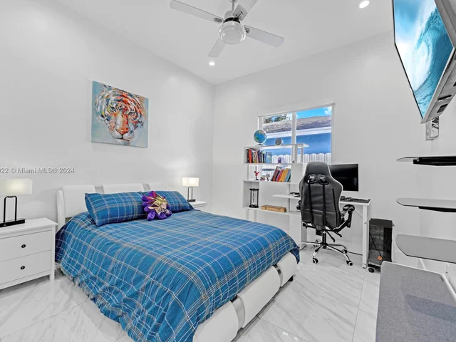 1460 NW 51st St, Miami FL 33142