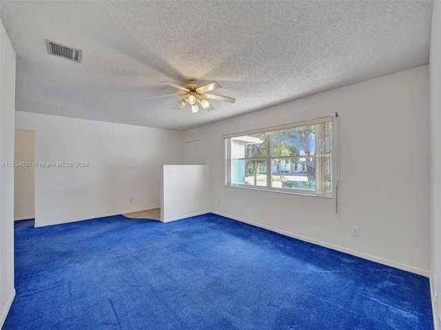 307 SE 4th St, Dania Beach FL 33004