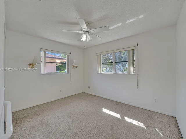 307 SE 4th St, Dania Beach FL 33004