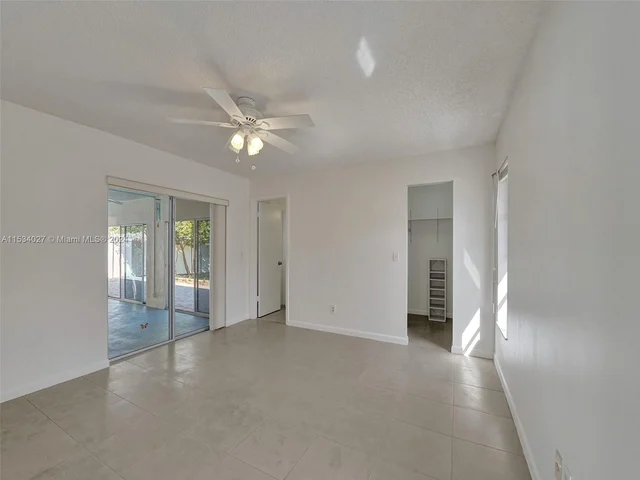 307 SE 4th St, Dania Beach FL 33004