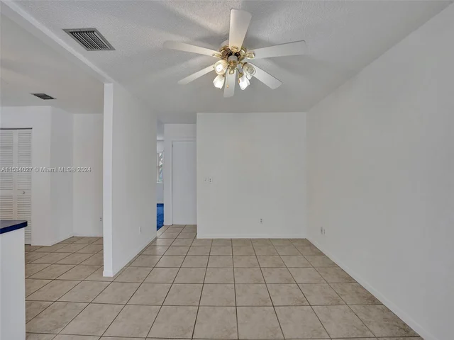 307 SE 4th St, Dania Beach FL 33004