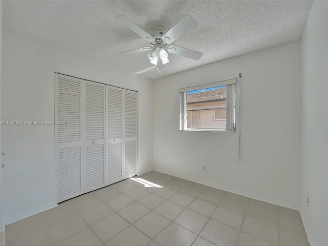 307 SE 4th St, Dania Beach FL 33004