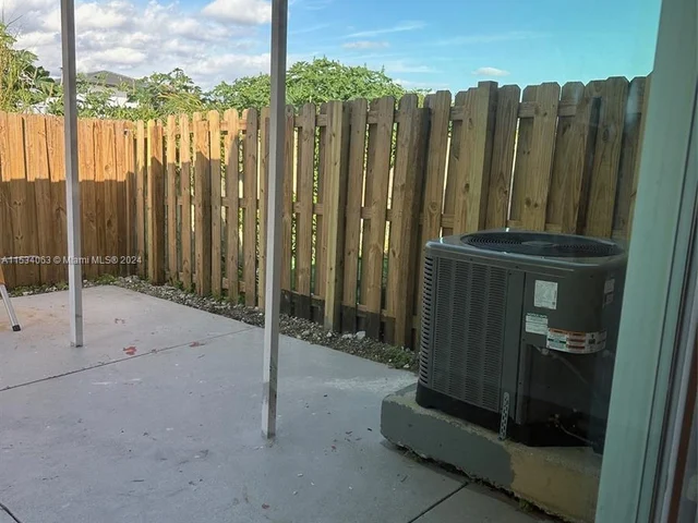 10941 SW 181st Ter # 10941, Miami FL 33157