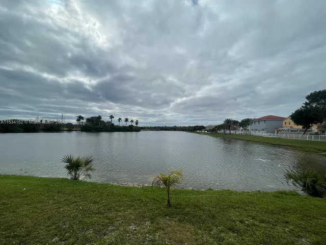 3750 SW 51st St, Hollywood FL 33312