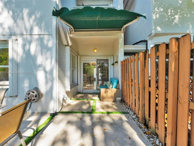 6750 NW 109th Ct, Doral FL 33178