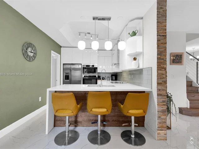 6750 NW 109th Ct, Doral FL 33178