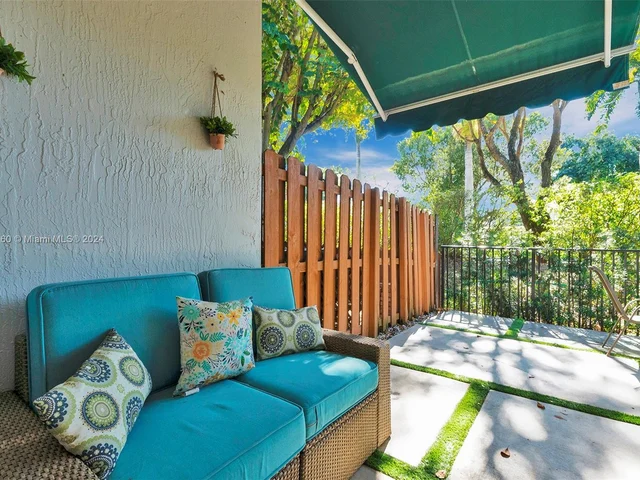 6750 NW 109th Ct, Doral FL 33178