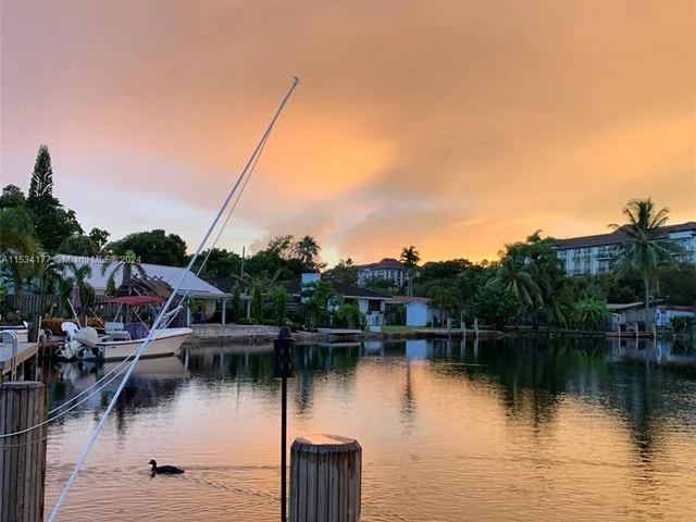 2809 NE 14th Ave, Wilton Manors FL 33334