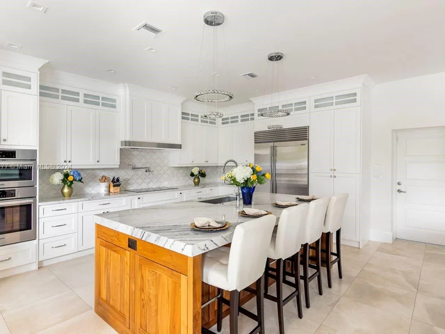 2809 NE 14th Ave, Wilton Manors FL 33334