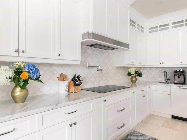 2809 NE 14th Ave, Wilton Manors FL 33334