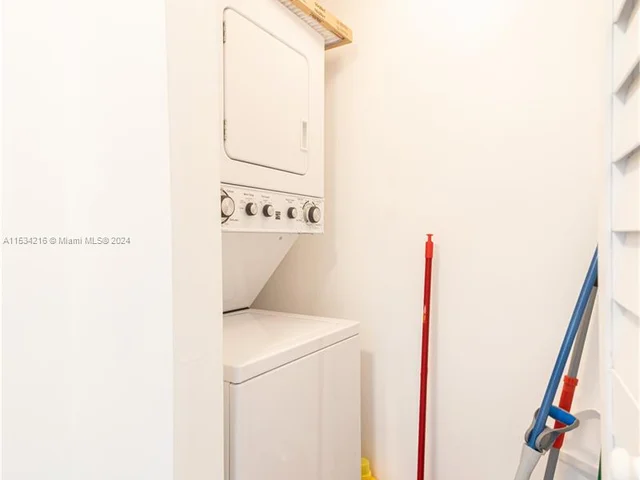 2055 SW 122nd Ave # 320, Miami FL 33175