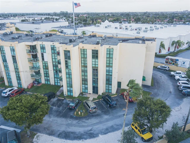 2055 SW 122nd Ave # 320, Miami FL 33175
