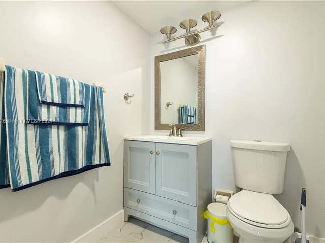 2055 SW 122nd Ave # 320, Miami FL 33175