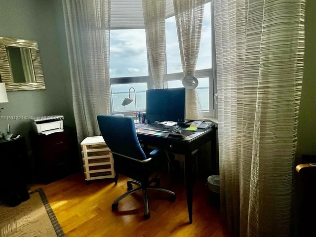 808 Brickell Key Dr # 1508, Miami FL 33131