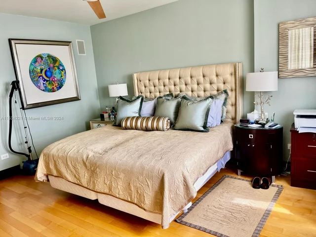 808 Brickell Key Dr # 1508, Miami FL 33131