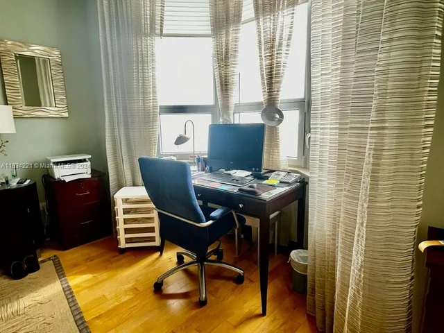 808 Brickell Key Dr # 1508, Miami FL 33131