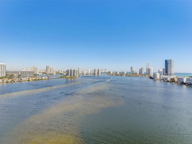 301 174th St # 2119, Sunny Isles Beach FL 33160