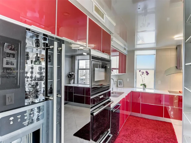 301 174th St # 2119, Sunny Isles Beach FL 33160