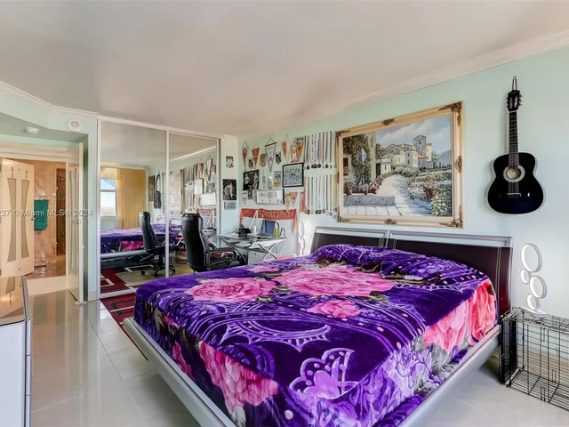 301 174th St # 2119, Sunny Isles Beach FL 33160