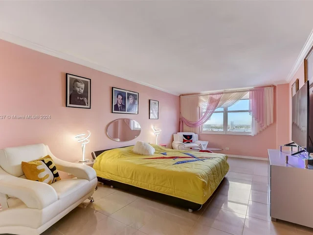 301 174th St # 2119, Sunny Isles Beach FL 33160