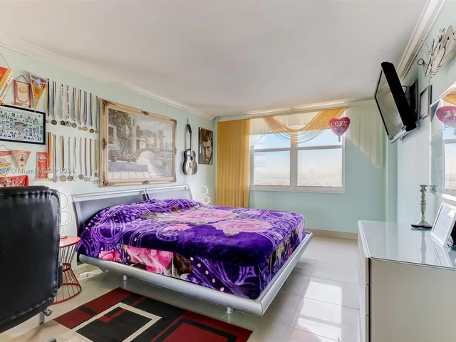 301 174th St # 2119, Sunny Isles Beach FL 33160