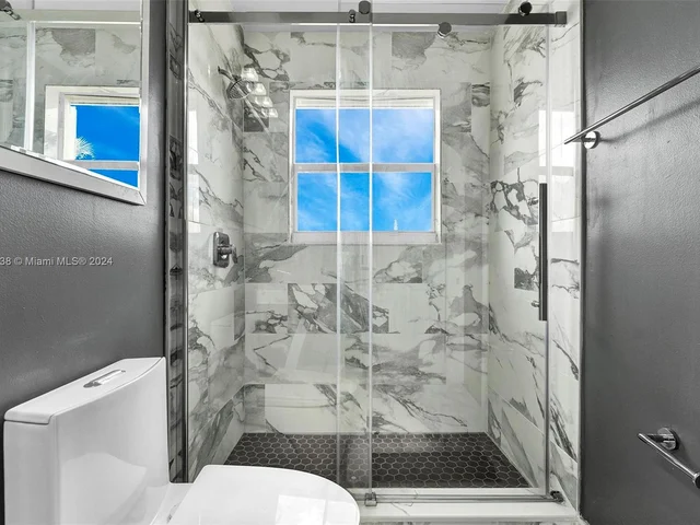 746 Perdido Heights Dr, Palm Beach FL 33413