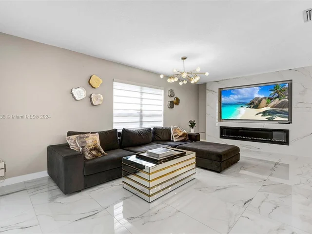 746 Perdido Heights Dr, Palm Beach FL 33413