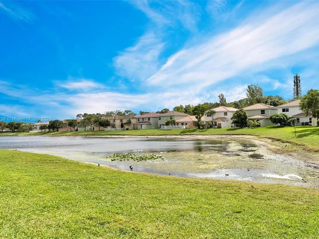 746 Perdido Heights Dr, Palm Beach FL 33413