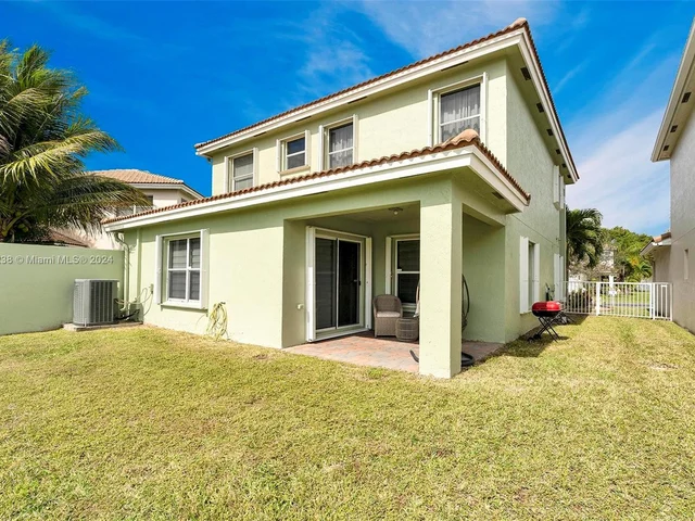 746 Perdido Heights Dr, Palm Beach FL 33413