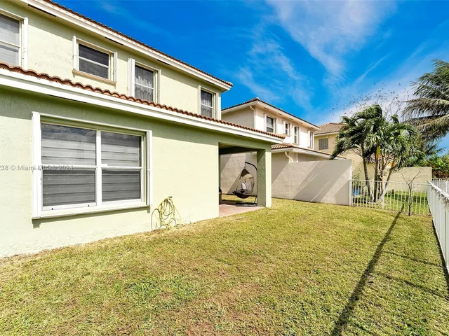 746 Perdido Heights Dr, Palm Beach FL 33413