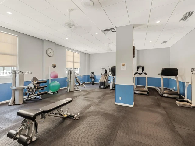4250 Galt Ocean Dr # 5K, Fort Lauderdale FL 33308