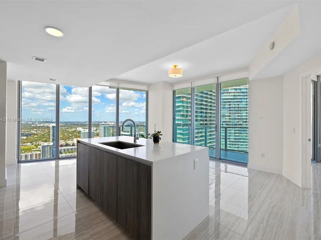 2900 NE 7th Ave # 4001, Miami FL 33137