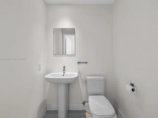 2900 NE 7th Ave # 4001, Miami FL 33137