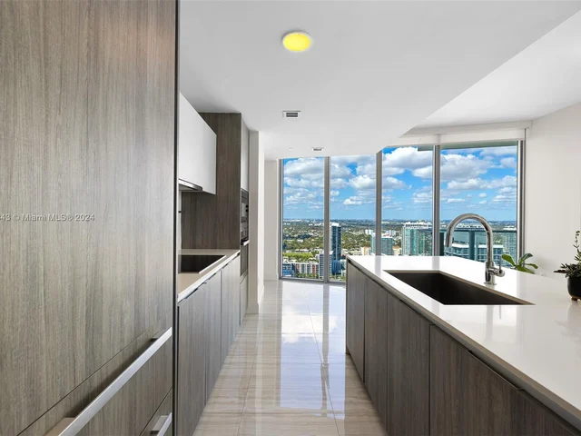 2900 NE 7th Ave # 4001, Miami FL 33137