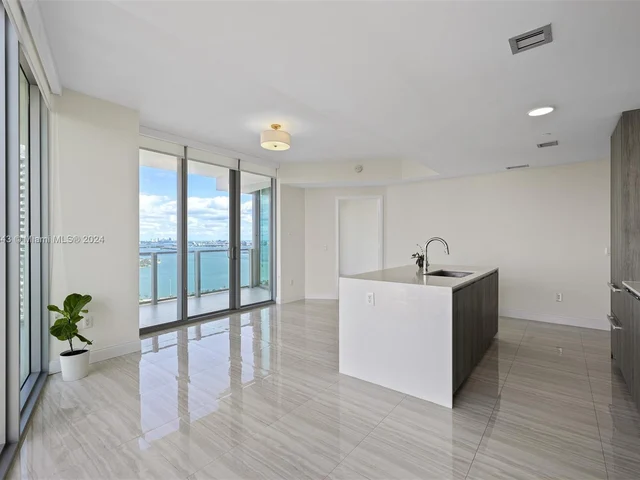 2900 NE 7th Ave # 4001, Miami FL 33137